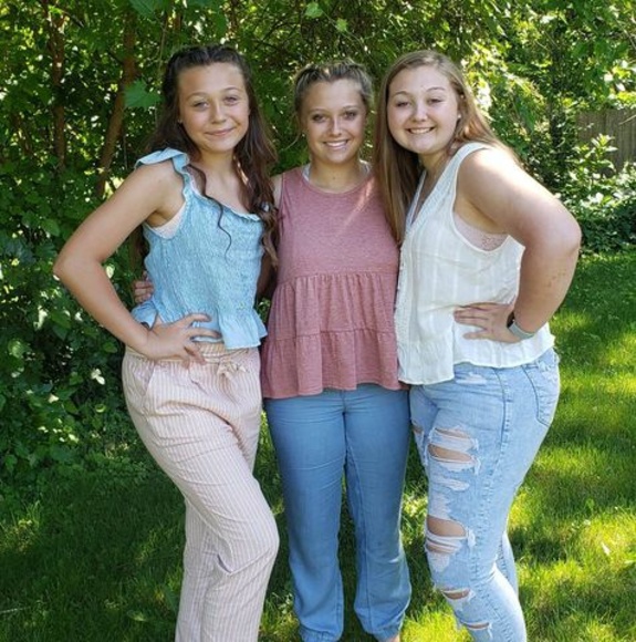 Meet your Posher, Jennifer - Picture 1 of 1